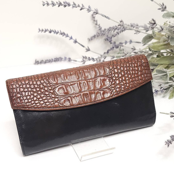 Brahmin Two-Tone Leather Tri-Fold Checkbook Wallet - Picture 1 of 5